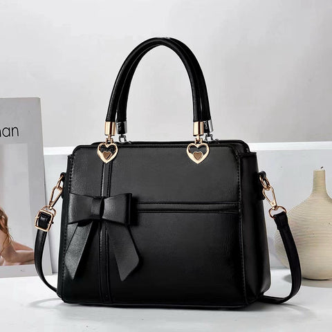 Premium Quality Shoulder Bag for Girls – Effortless Style Meets Everyday Convenience!